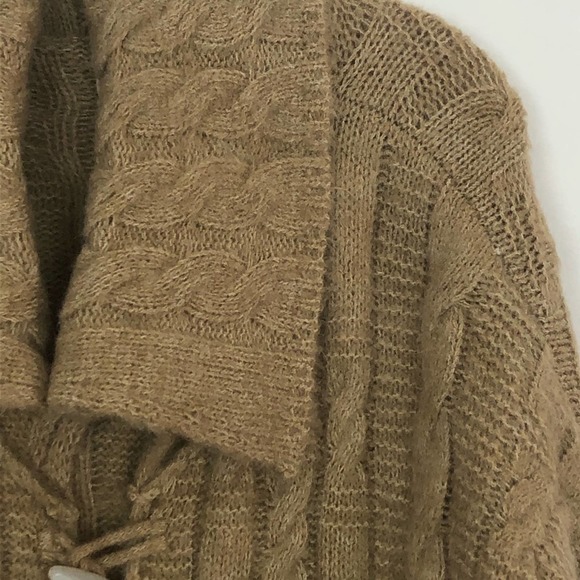NEW RAGA Timber Trail Toggle Tan Cable Knit Cardigan - Picture 12 of 15